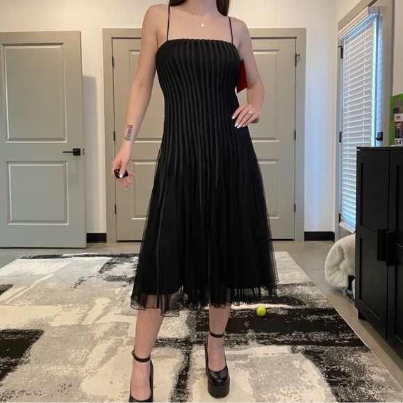 JS Collections Black Tulle Fit N Flare Cocktail Midi Length Dress - Picture 2 of 7